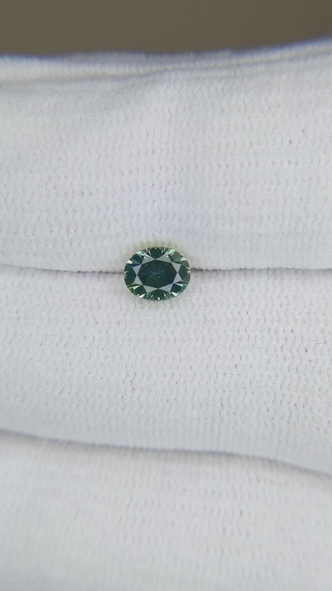 0.76 Ct. Bi Color Sapphire from Montana Size Video