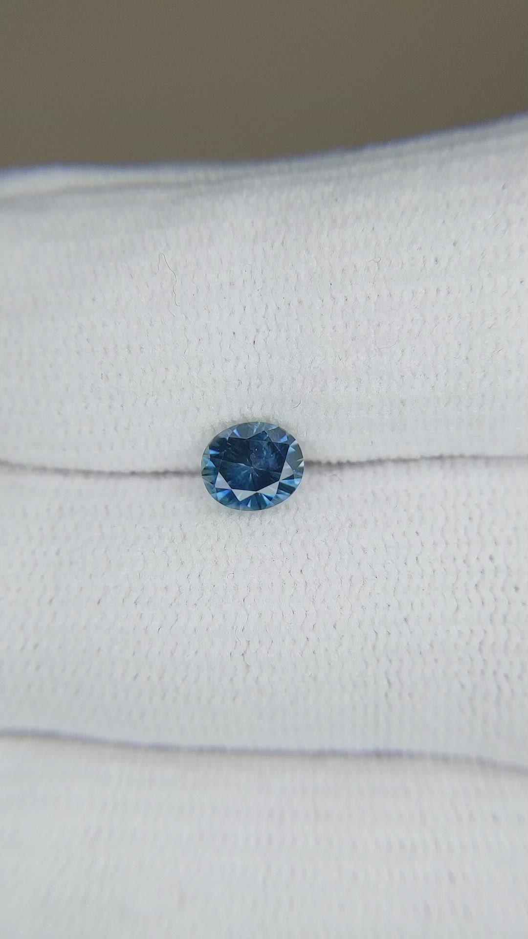 0.86 Ct. Greenish Blue Sapphire from Montana Size Video