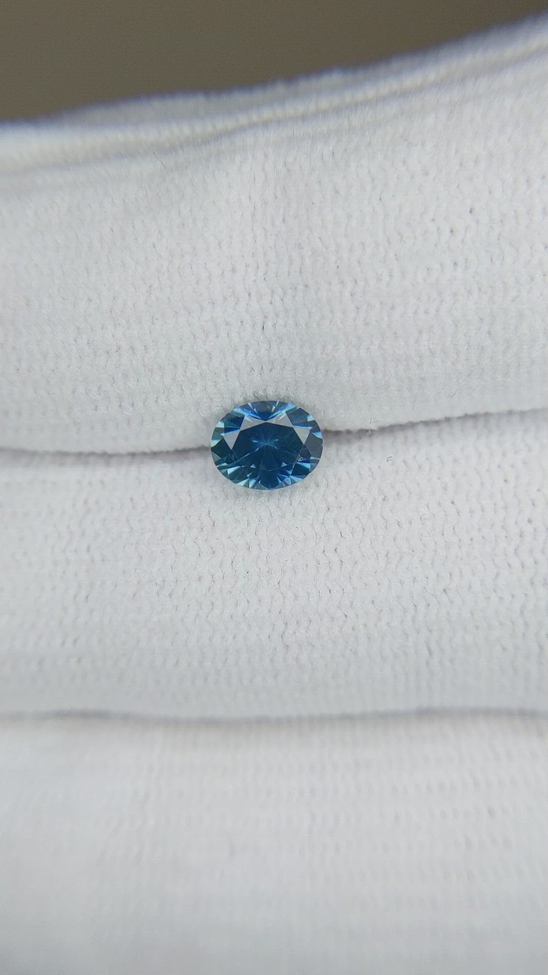 0.91 Ct. Greenish Blue Sapphire from Montana Size Video