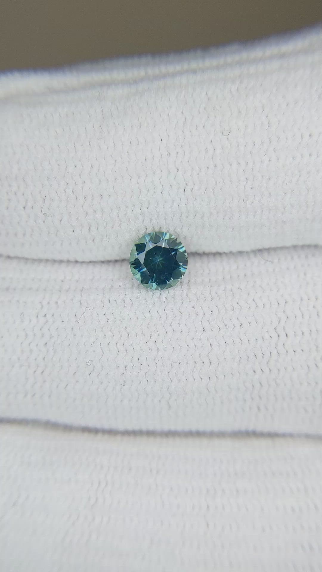 0.71 Ct. Bluish Green Sapphire from Montana Size Video