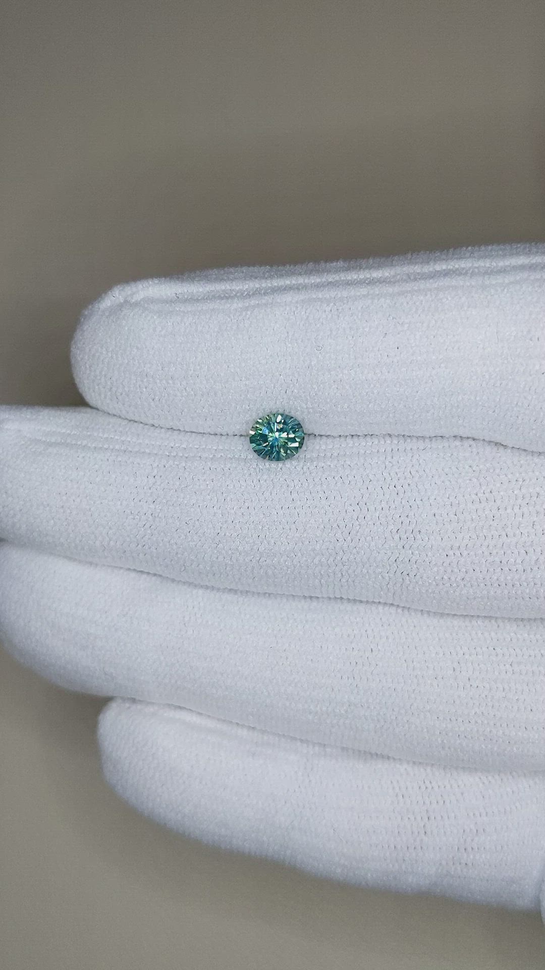 0.77 Ct. Bluish Green Sapphire from Montana Size Video