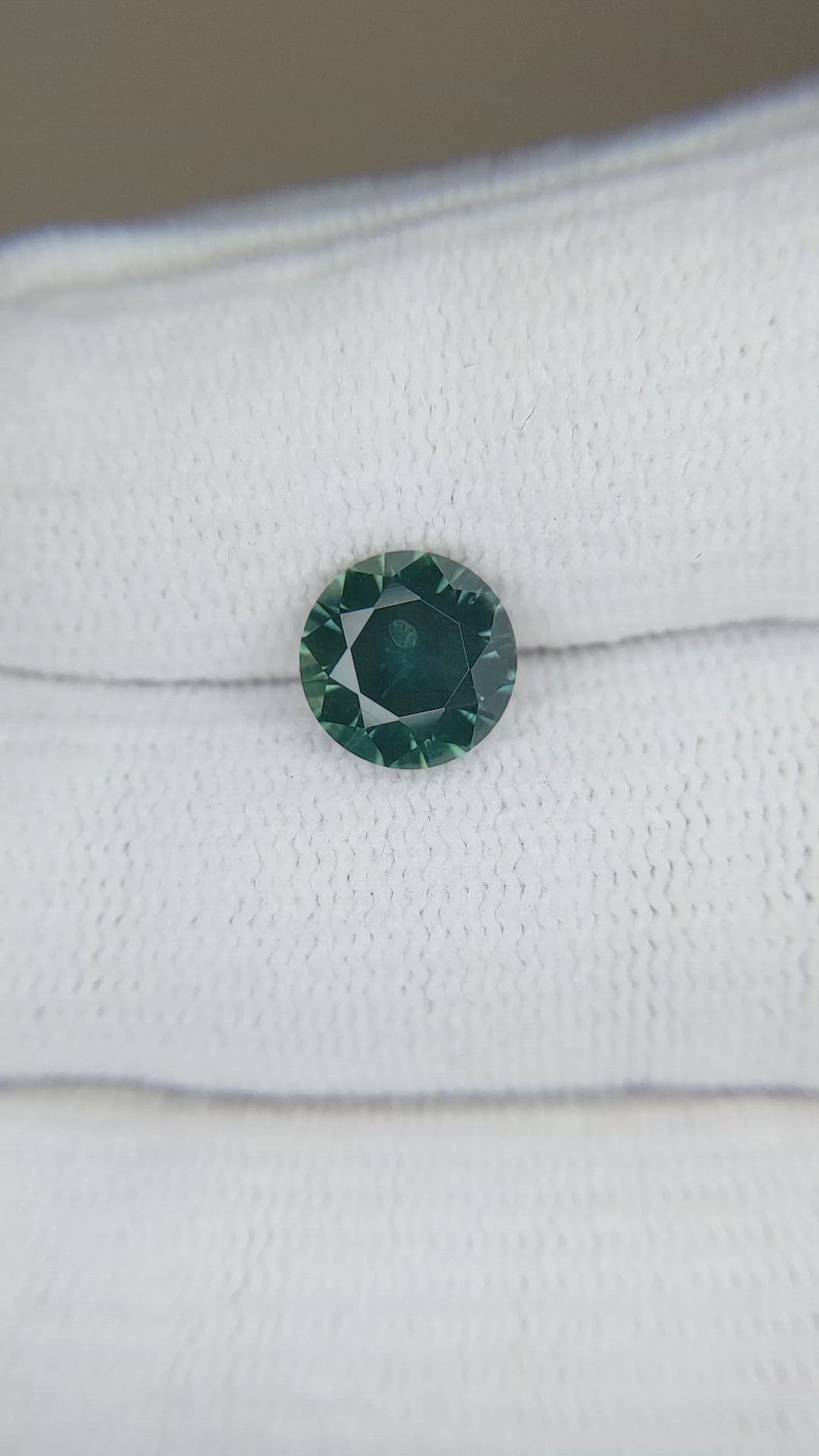 2.53 Ct. Bluish Green Sapphire from Montana Size Video