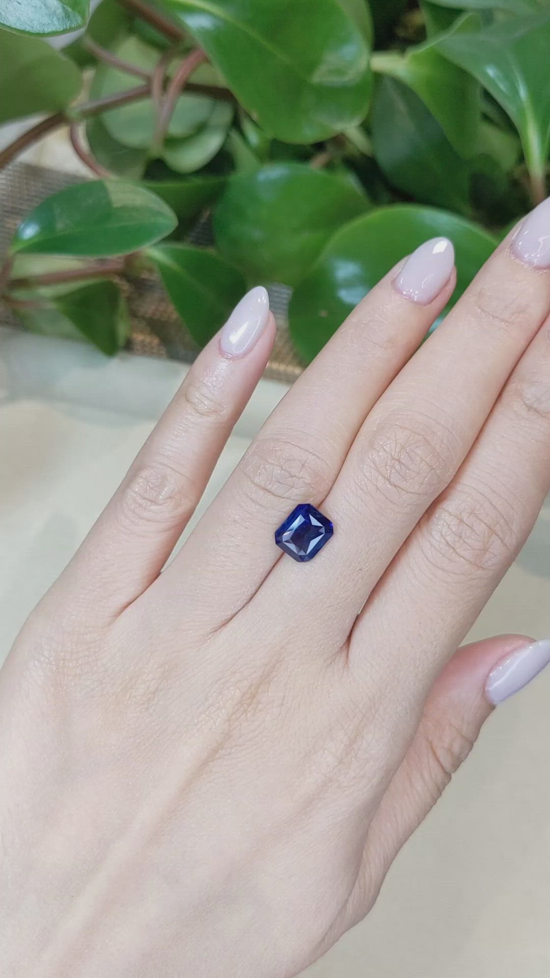 3.05 Ct. Blue Sapphire from Ceylon (Sri Lanka) Size Video