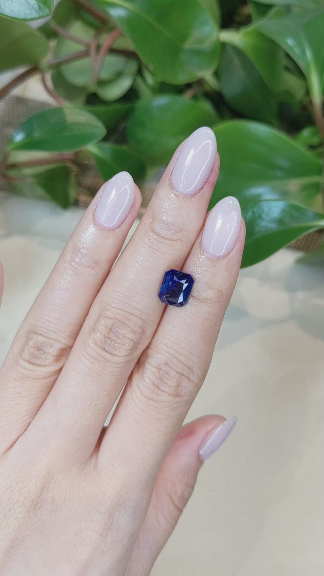 3.05 Ct. Blue Sapphire from Ceylon (Sri Lanka) Size Video