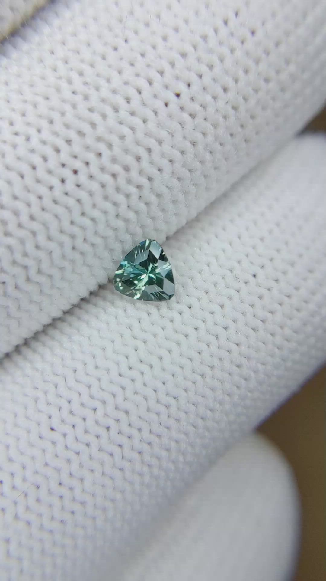 0.39 Ct. Bluish Green Sapphire from Montana Size Video