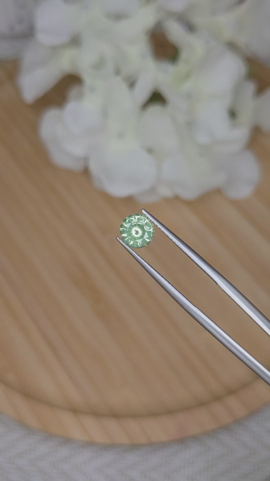 1.31 Ct. Green Sapphire from Ceylon (Sri Lanka) Size Video
