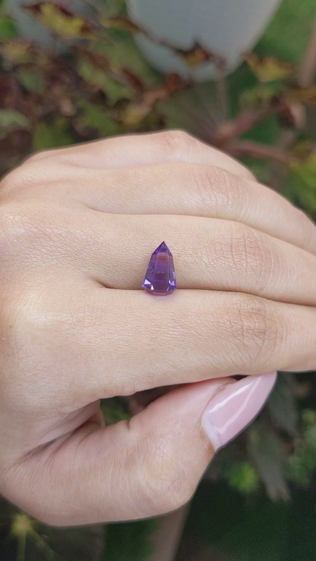 2.65 Ct. Pinkish Purple Rough Sapphire Crystal from Ceylon (Sri Lanka) Size Video