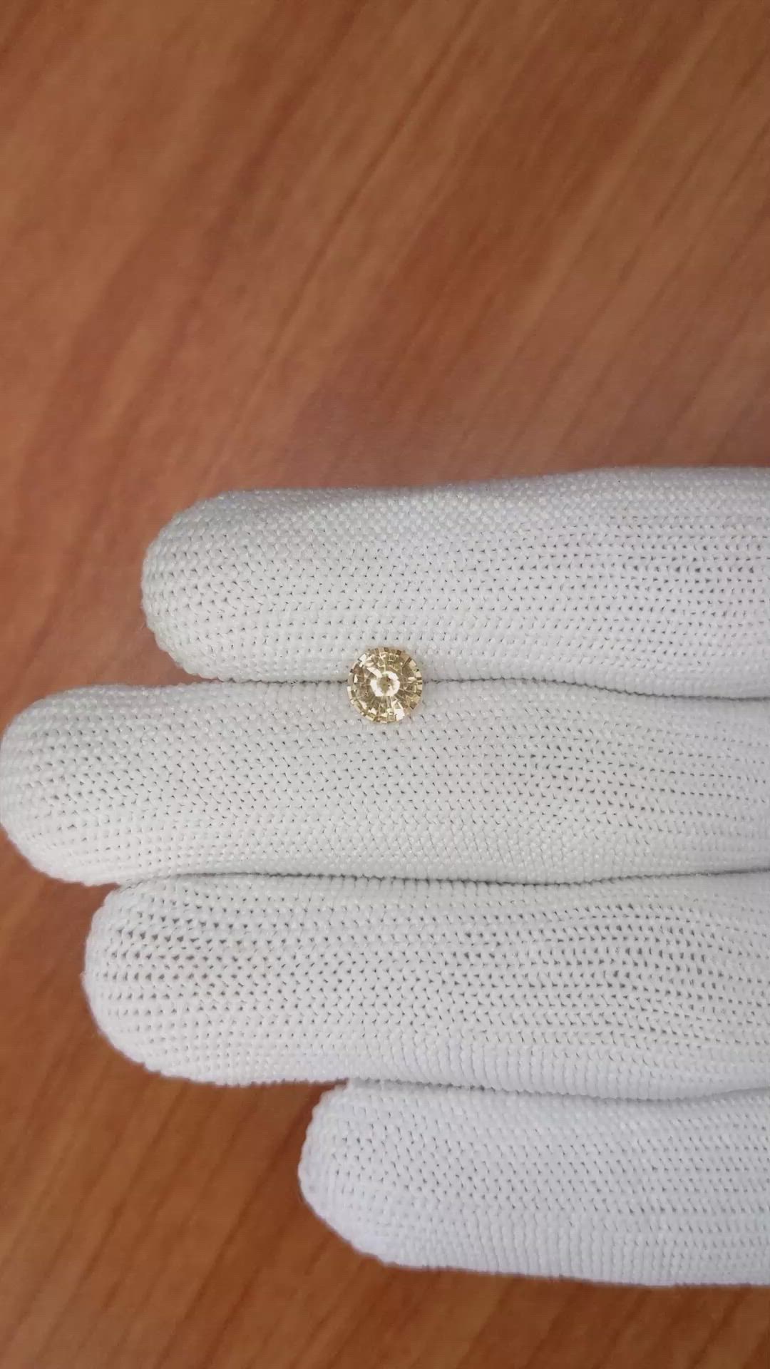0.96 Ct. Yellowish Brown Sapphire from Ceylon (Sri Lanka) Size Video