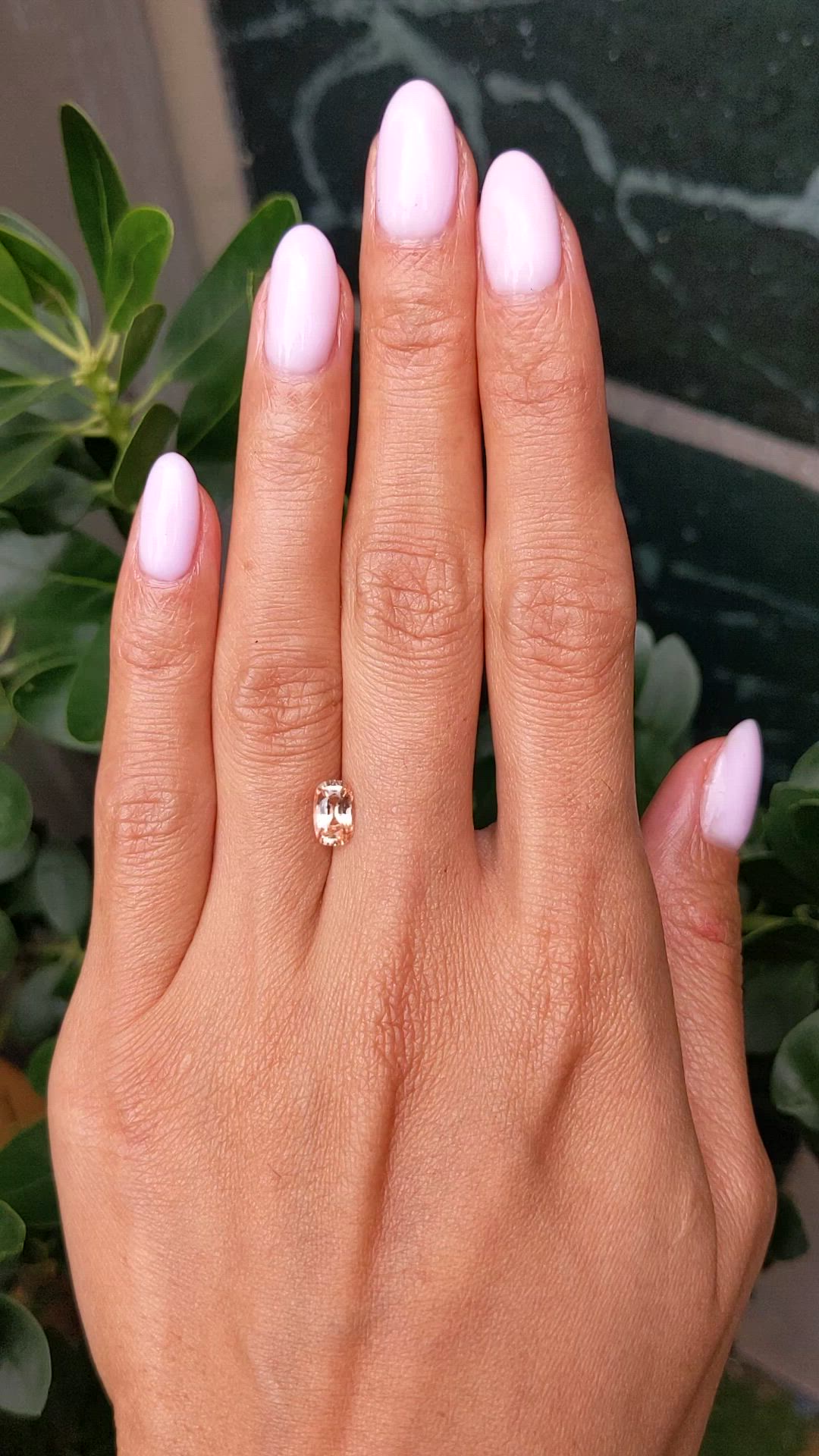 1.13 Ct. Padparadscha Sapphire from Ceylon (Sri Lanka) Size Video