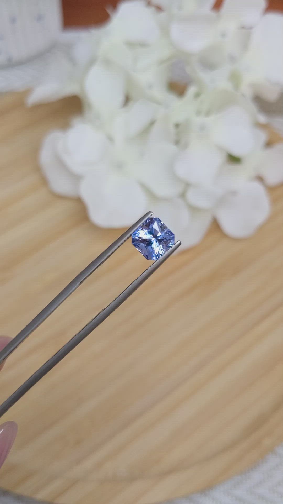 3.18 Ct. Blue Sapphire from Ceylon (Sri Lanka) Size Video