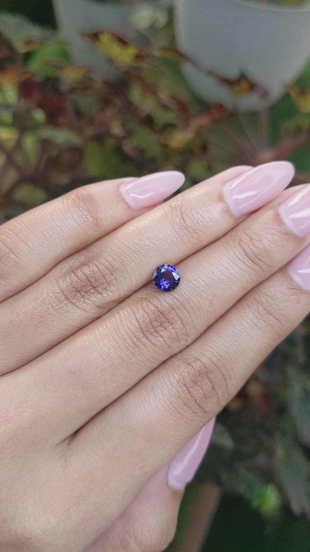 0.82 Ct. Color Change Sapphire from Ceylon (Sri Lanka) Size Video