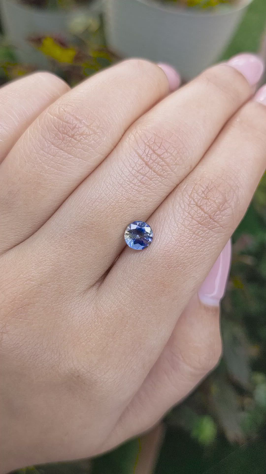 1.17 Ct. Bi Color Sapphire from Ceylon (Sri Lanka) Size Video