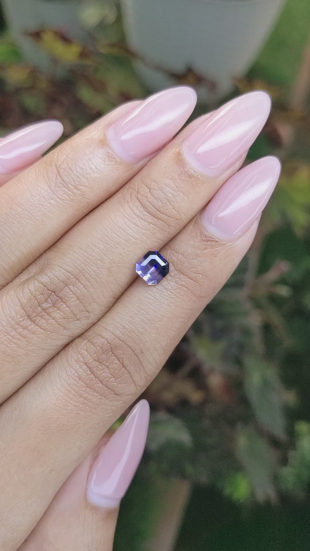 1.02 Ct. Bi Color / Parti Sapphire from Ceylon (Sri Lanka) Size Video