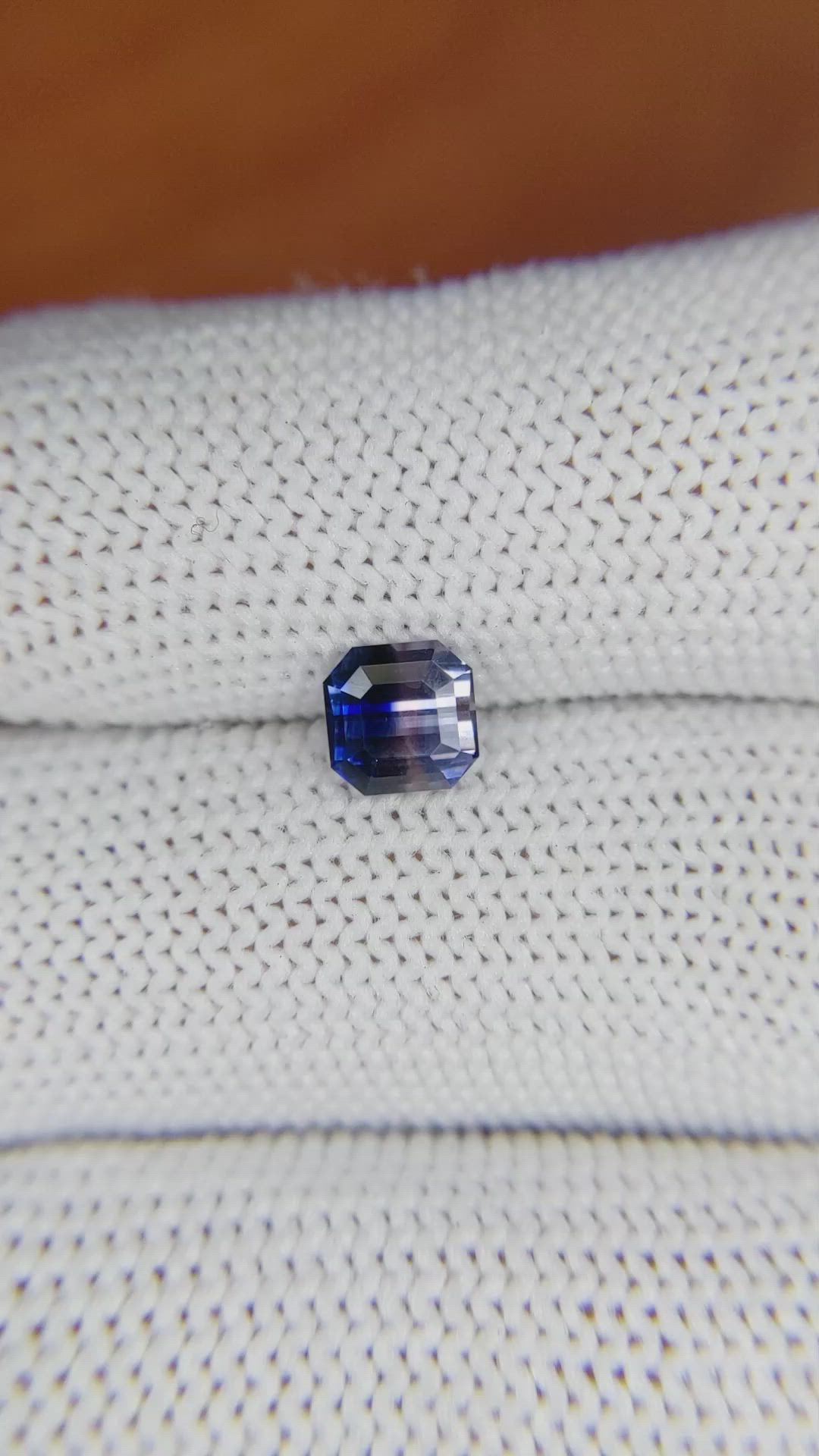 1.02 Ct. Bi Color / Parti Sapphire from Ceylon (Sri Lanka) Size Video