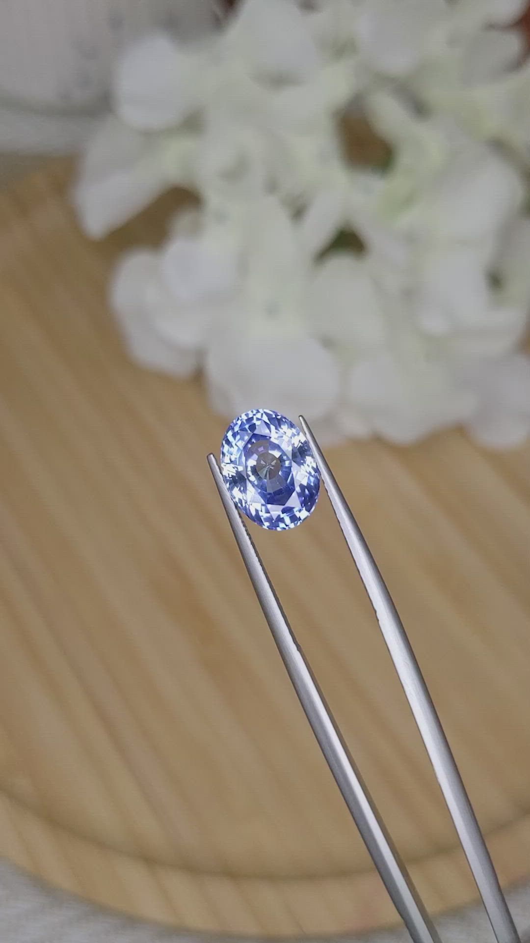 5.48 Ct. Blue Sapphire from Ceylon (Sri Lanka) Size Video