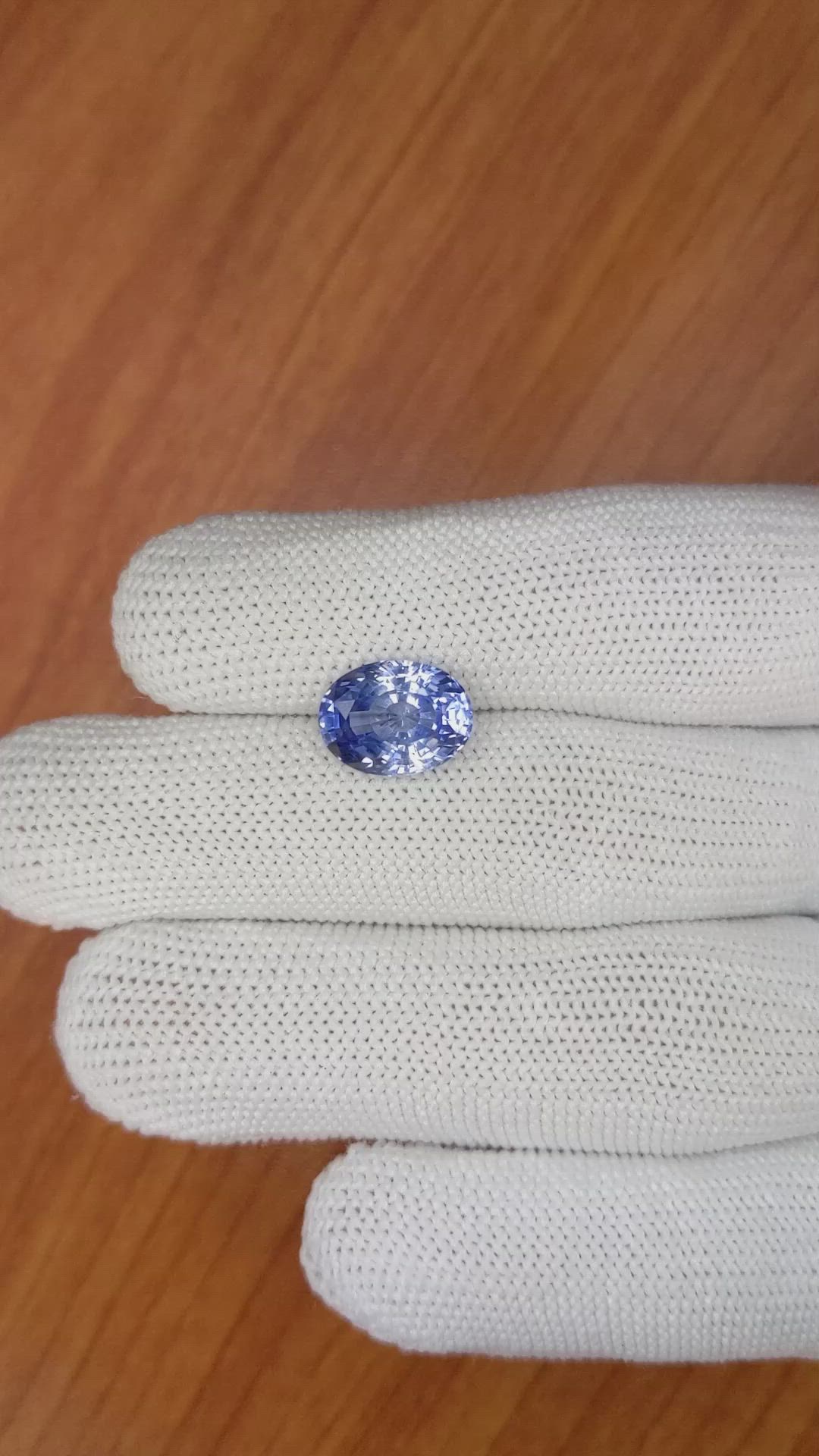 5.48 Ct. Blue Sapphire from Ceylon (Sri Lanka) Size Video