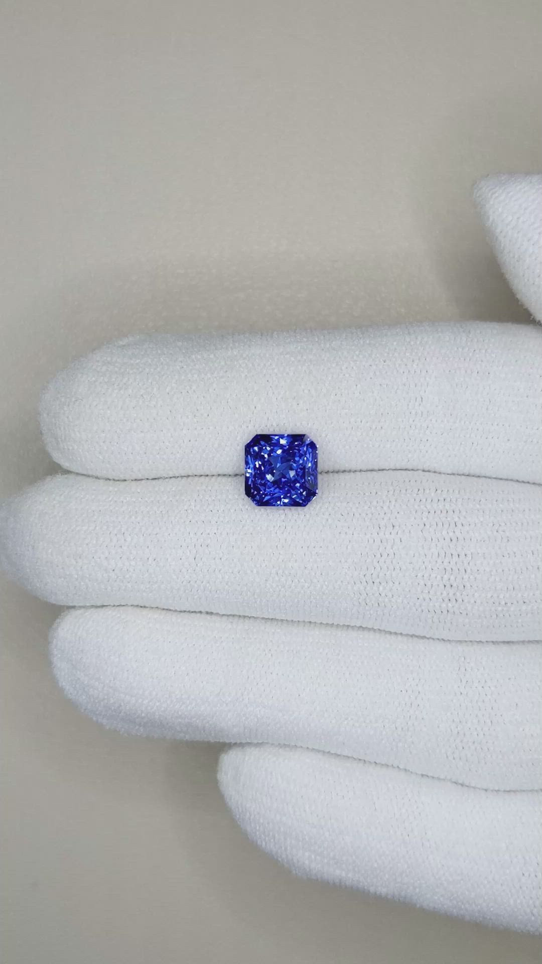 3.02 Ct. Blue Sapphire from Ceylon (Sri Lanka) Size Video