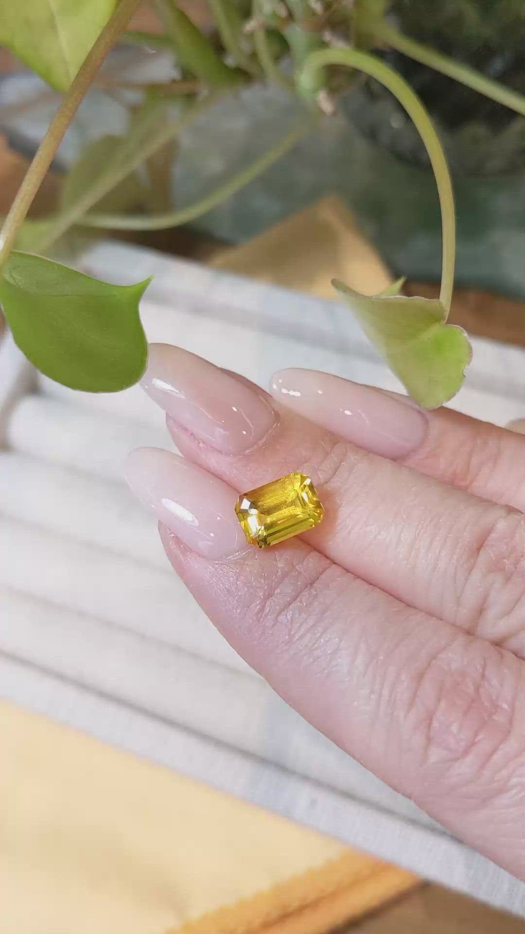 3.10 Ct. Orangish Yellow Sapphire from Ceylon (Sri Lanka) Size Video