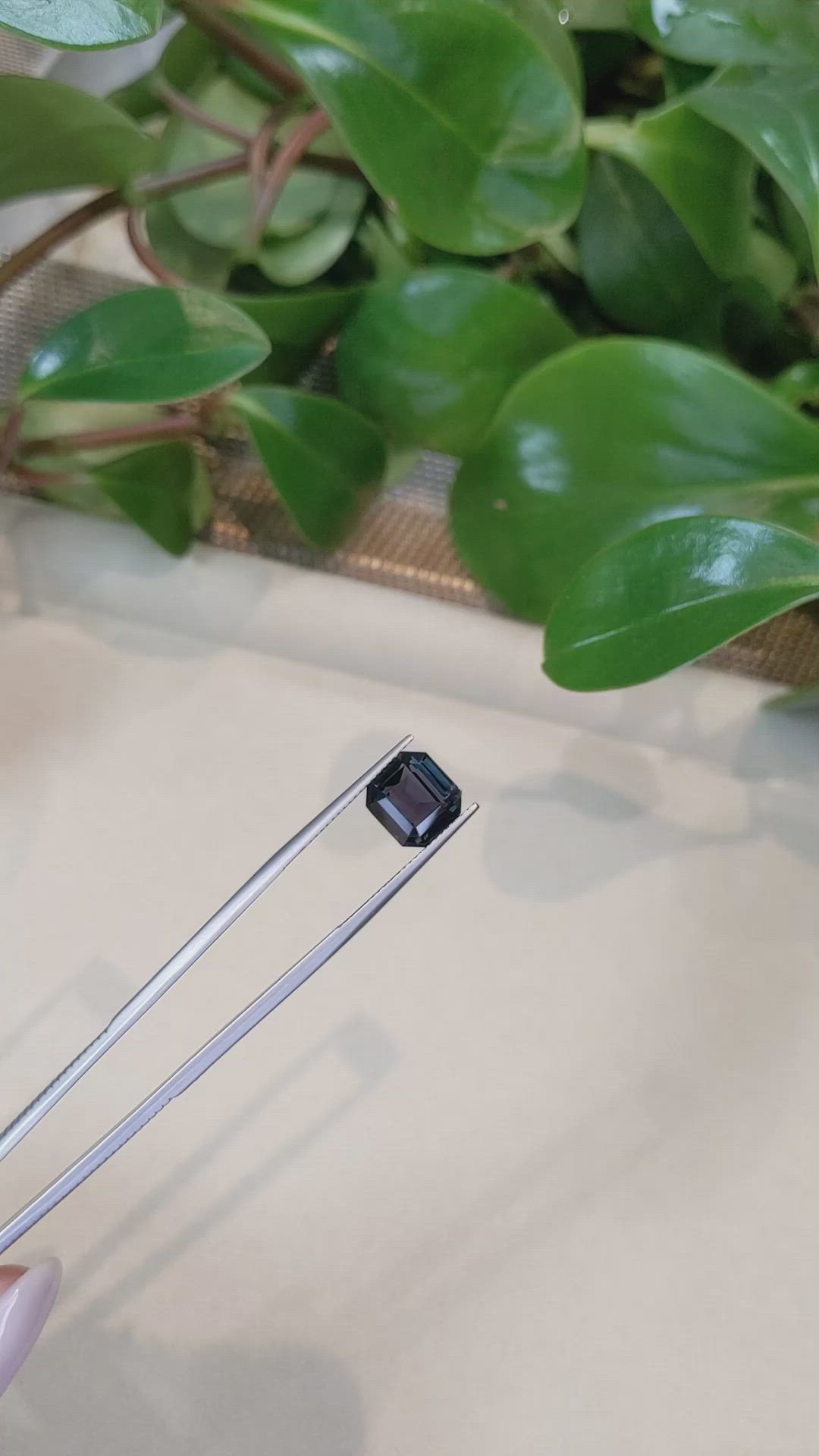 5.08 Ct. Color Change Sapphire from Ceylon (Sri Lanka) Size Video