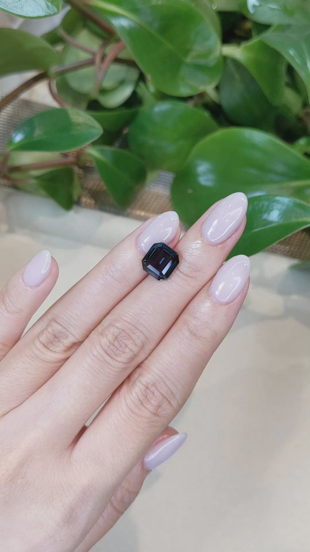 5.08 Ct. Color Change Sapphire from Ceylon (Sri Lanka) Size Video