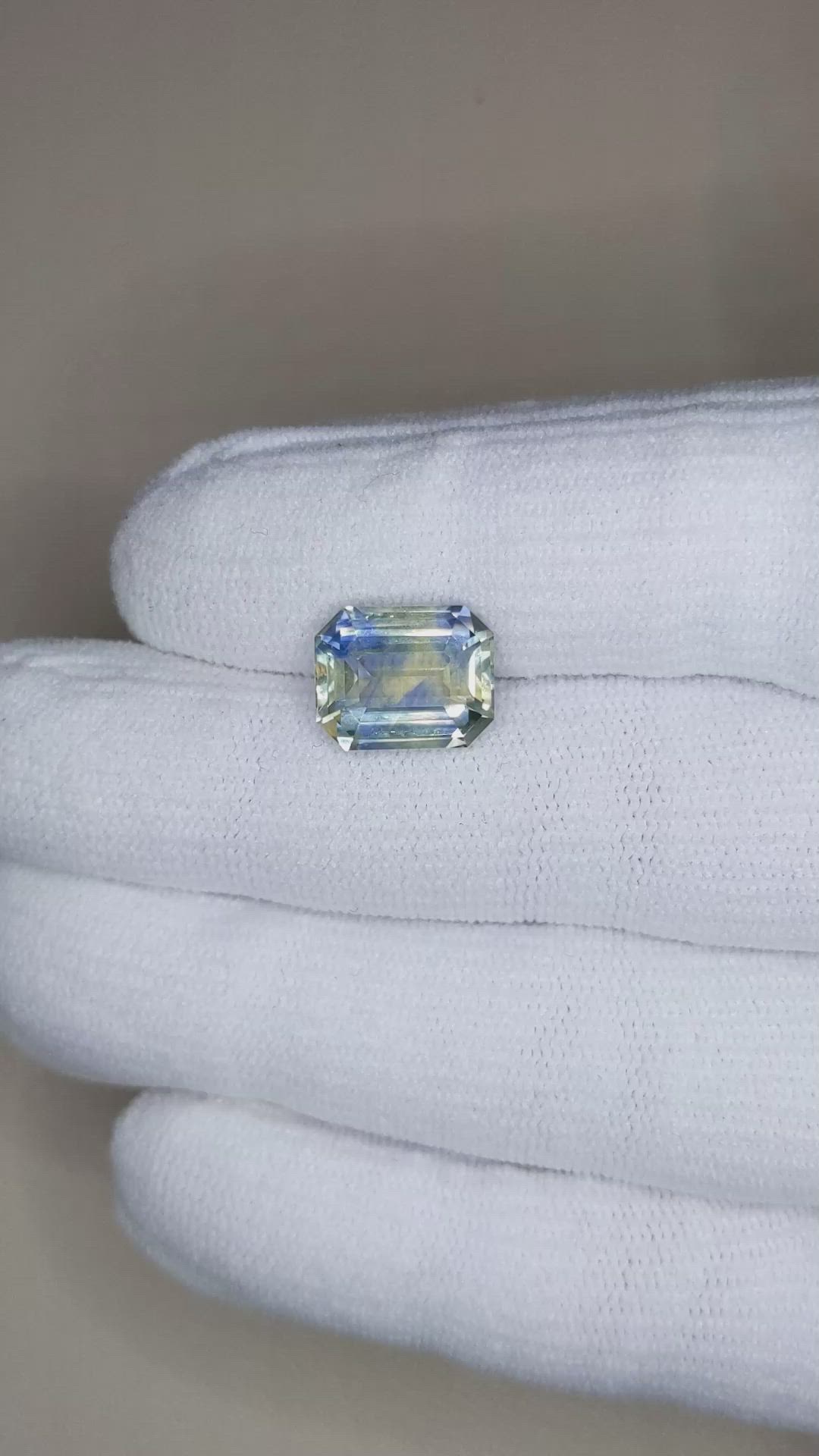 7.49 Ct. Bi Color Sapphire from Ceylon (Sri Lanka) Size Video