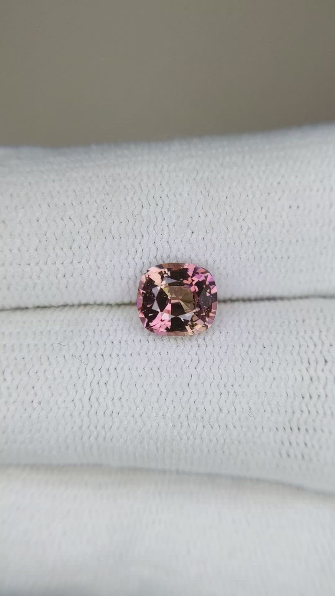 1.58 Ct. Reddish Pink Sapphire from Ceylon (Sri Lanka) Size Video