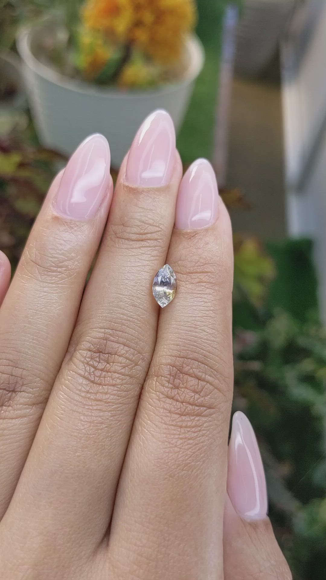 1.12 Ct. Bi Color Sapphire from Ceylon (Sri Lanka) Size Video