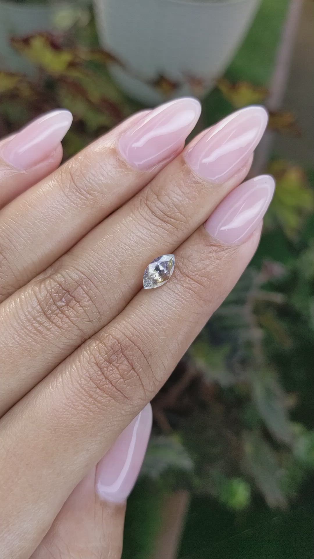 1.12 Ct. Bi Color Sapphire from Ceylon (Sri Lanka) Size Video