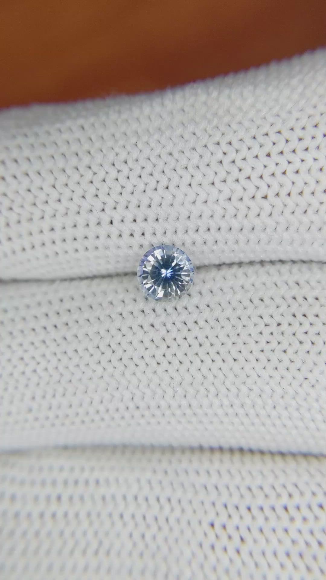 0.64 Ct. Bi Color Sapphire from Ceylon (Sri Lanka) Size Video