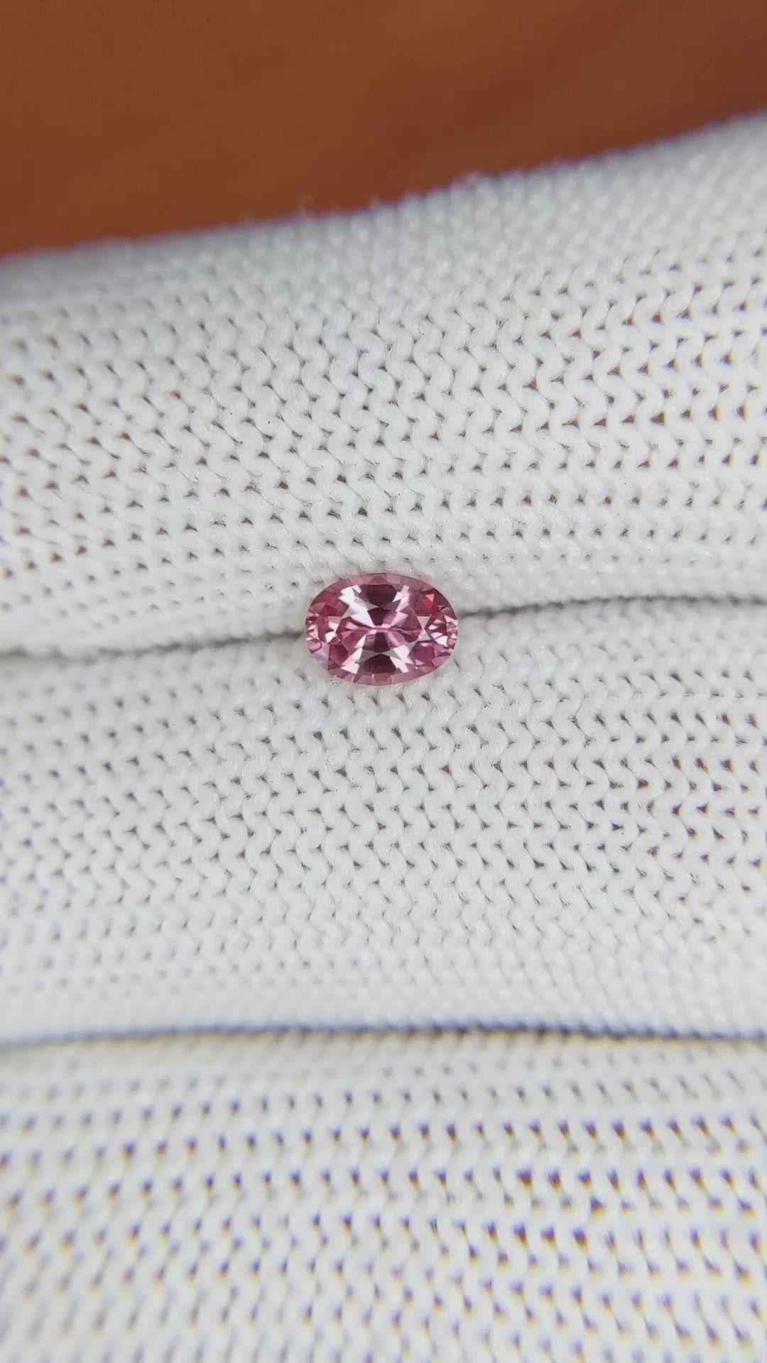 0.55 Ct. Padparadscha Sapphire from Ceylon (Sri Lanka) Size Video