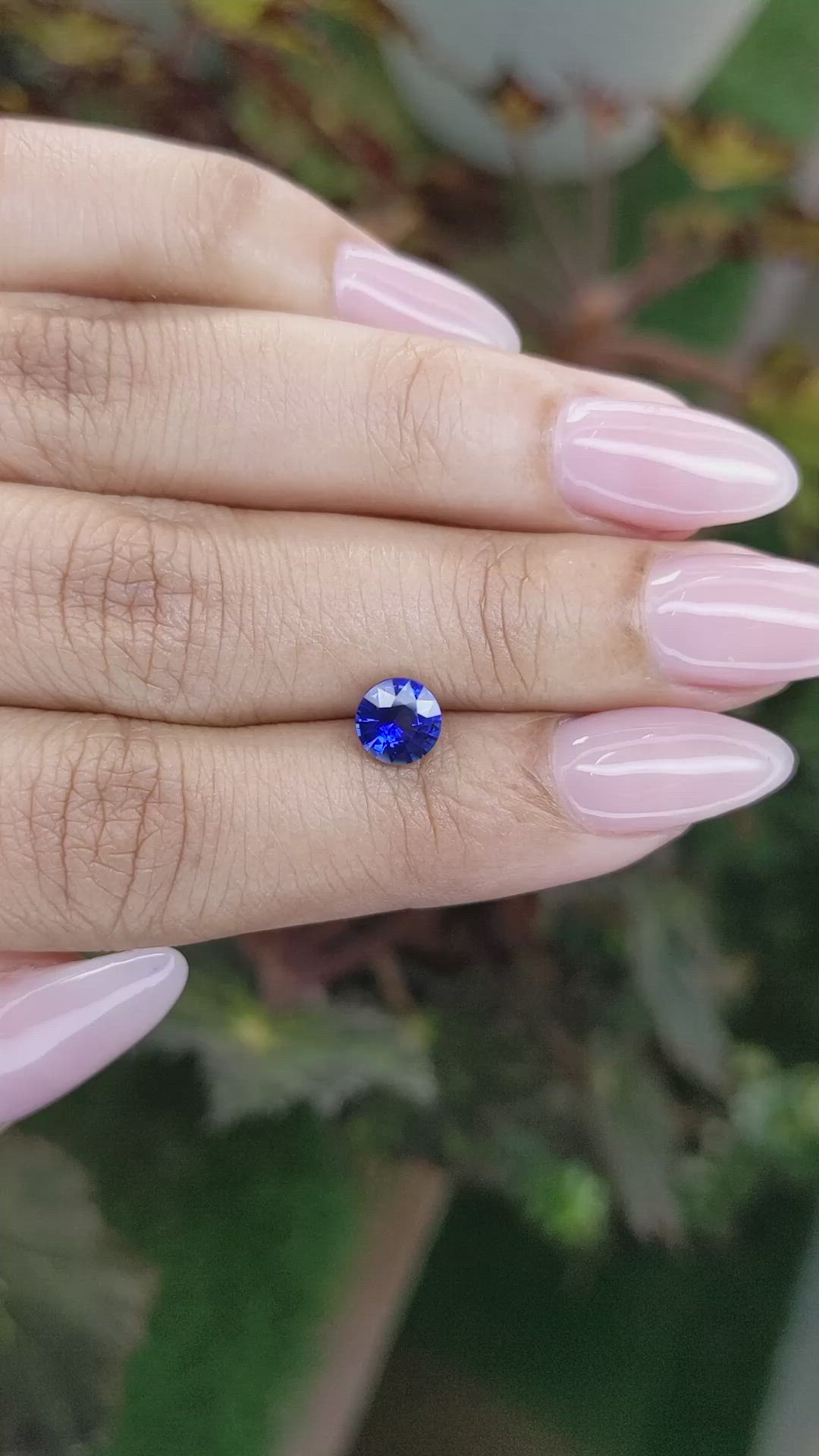 1.04 Ct. Blue Sapphire from Ceylon (Sri Lanka) Size Video