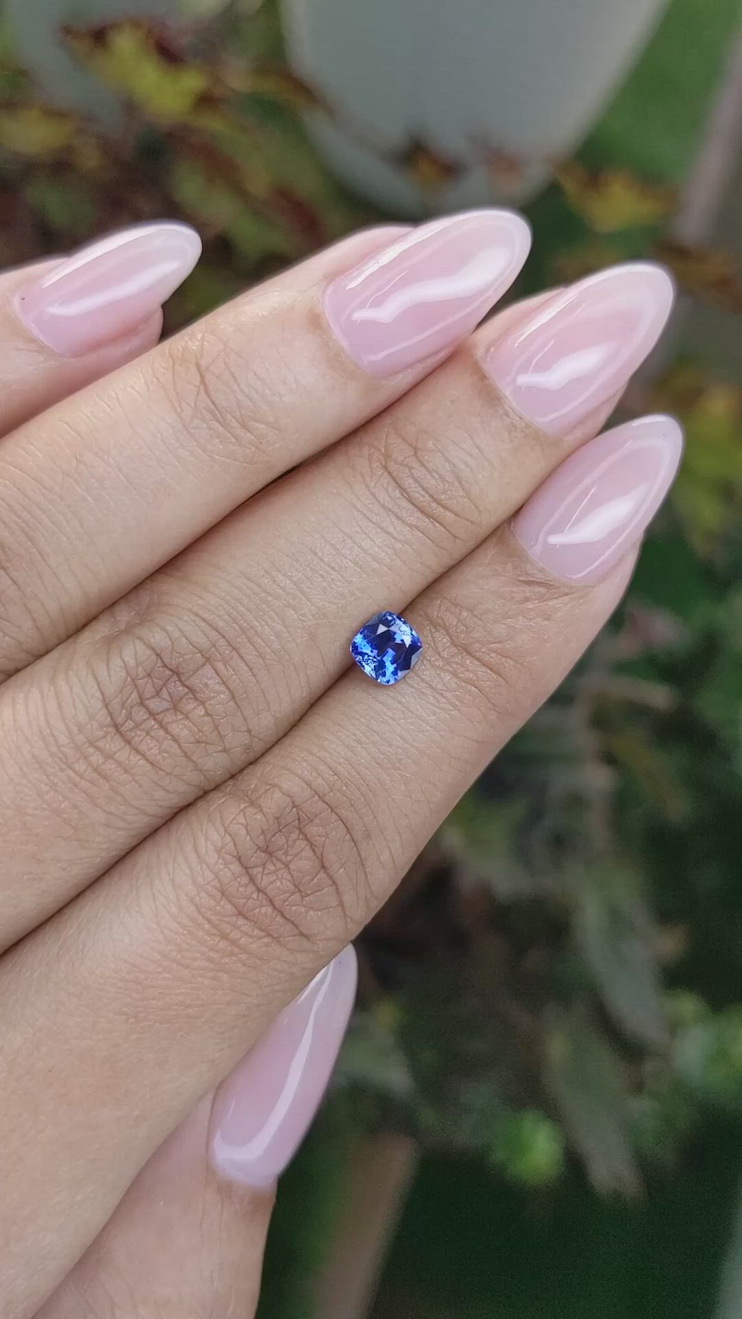 0.65 Ct. Blue Sapphire from Ceylon (Sri Lanka) Size Video
