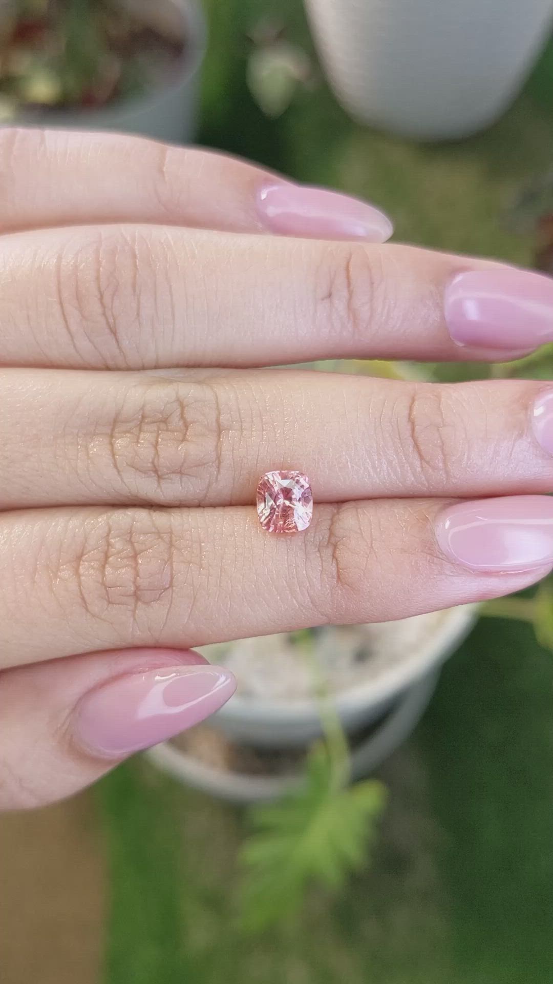 1.53 Ct. Padparadscha Sapphire from Ceylon (Sri Lanka) Size Video