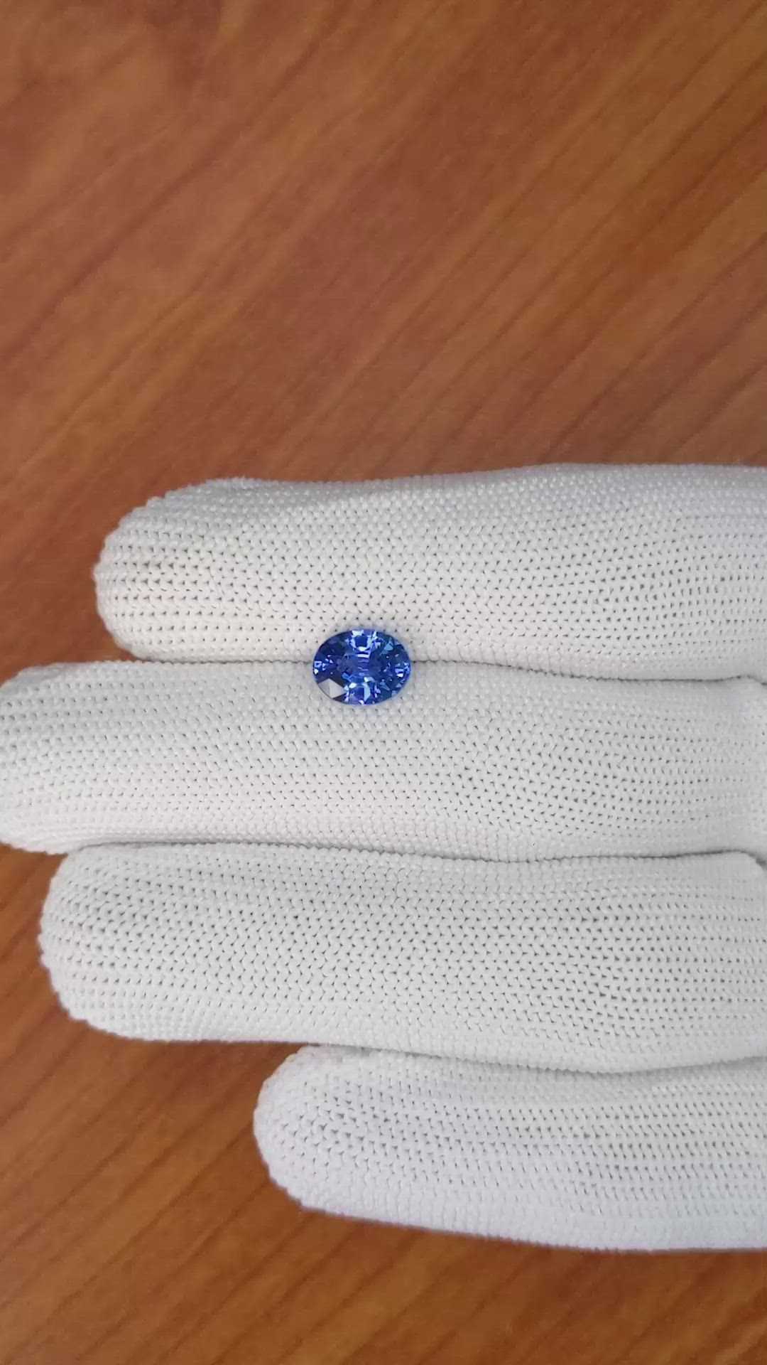2.10 Ct. Blue Sapphire from Ceylon (Sri Lanka) Size Video