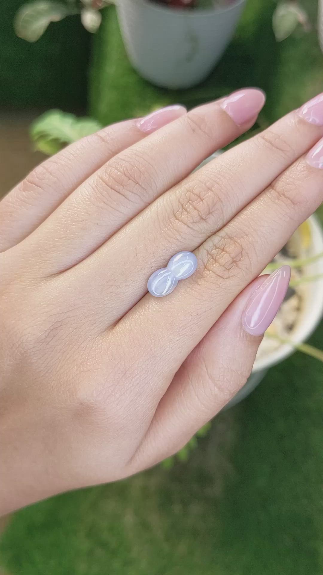 4.26 Ct. Greyish Blue Star Sapphire from Ceylon (Sri Lanka) Size Video