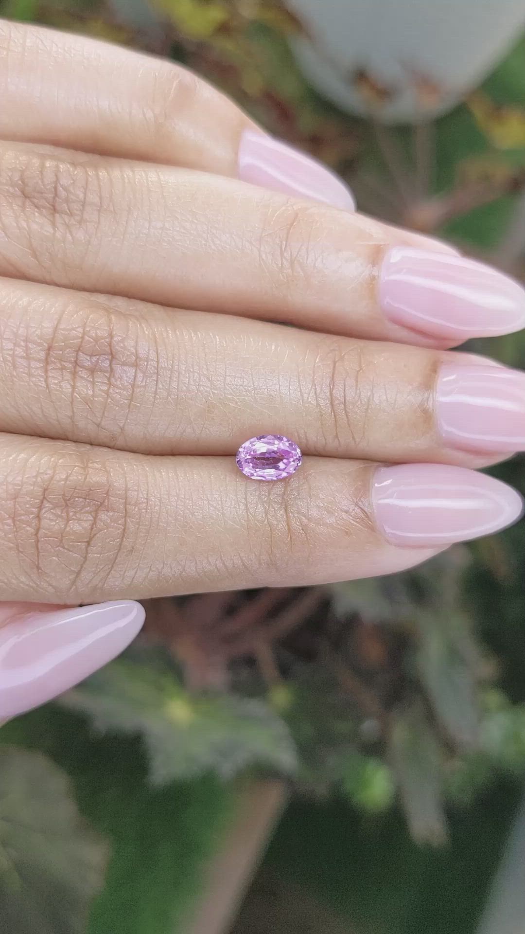 1.09 Ct. Pinkish Purple Sapphire from Ceylon (Sri Lanka) Size Video