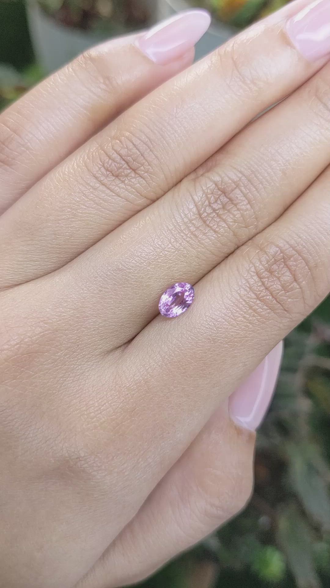 1.09 Ct. Pinkish Purple Sapphire from Ceylon (Sri Lanka) Size Video