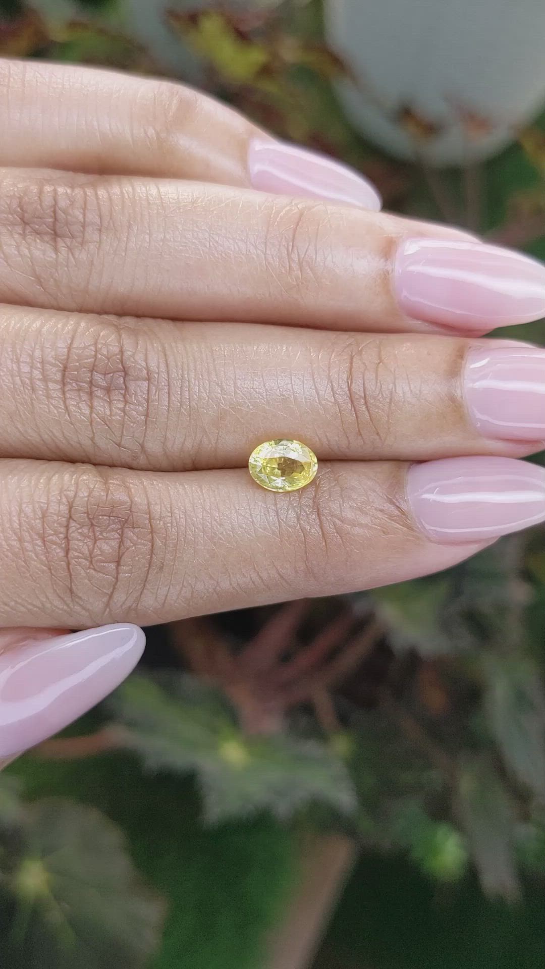 1.07 Ct. Yellow Sapphire from Ceylon (Sri Lanka) Size Video