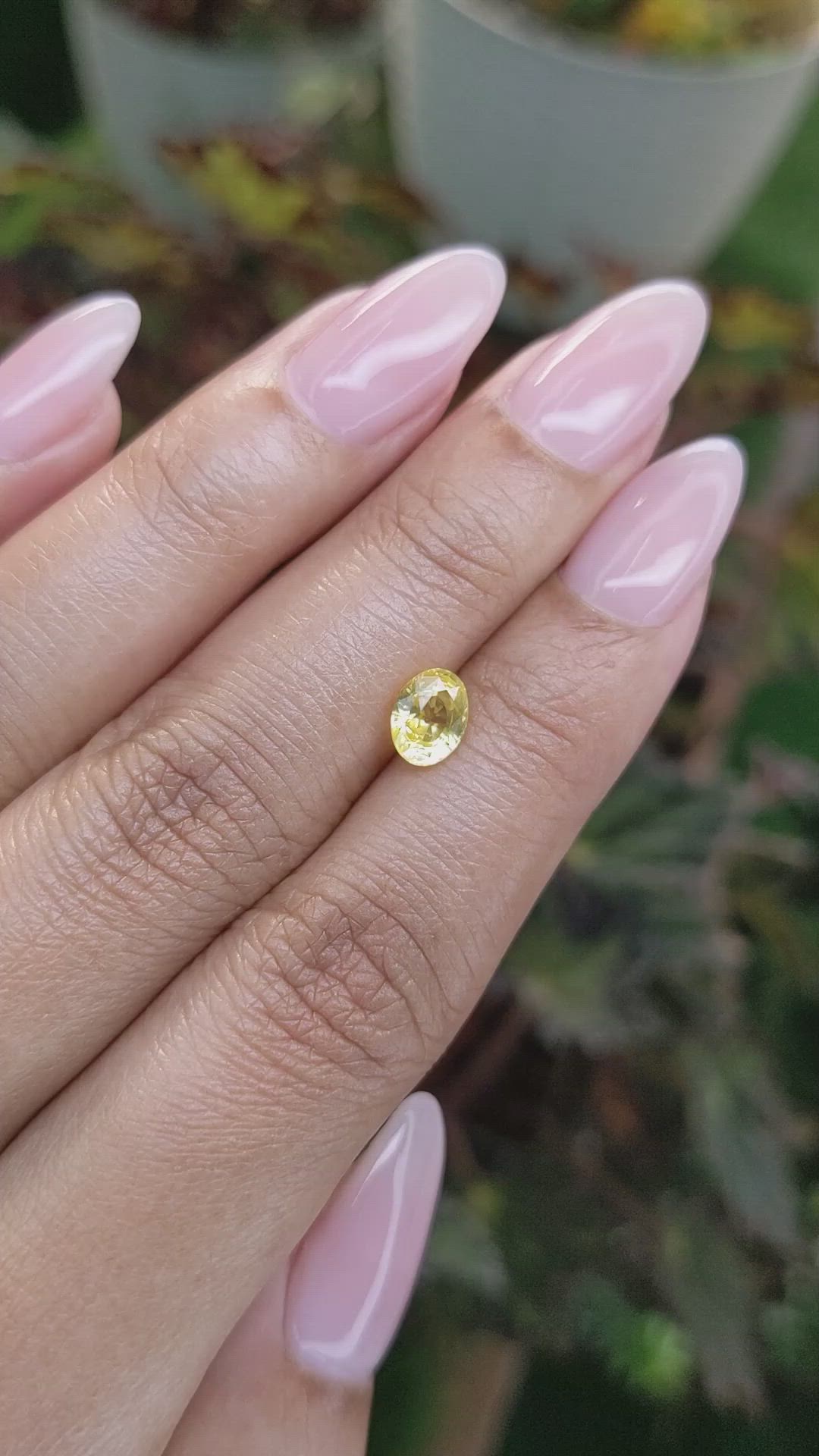 1.07 Ct. Yellow Sapphire from Ceylon (Sri Lanka) Size Video