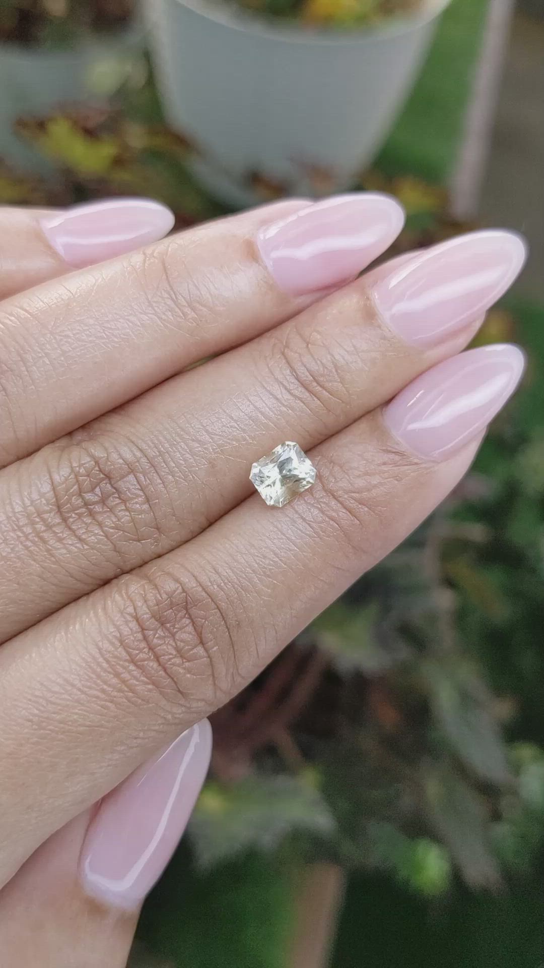 1.29 Ct. Yellow Sapphire from Ceylon (Sri Lanka) Size Video