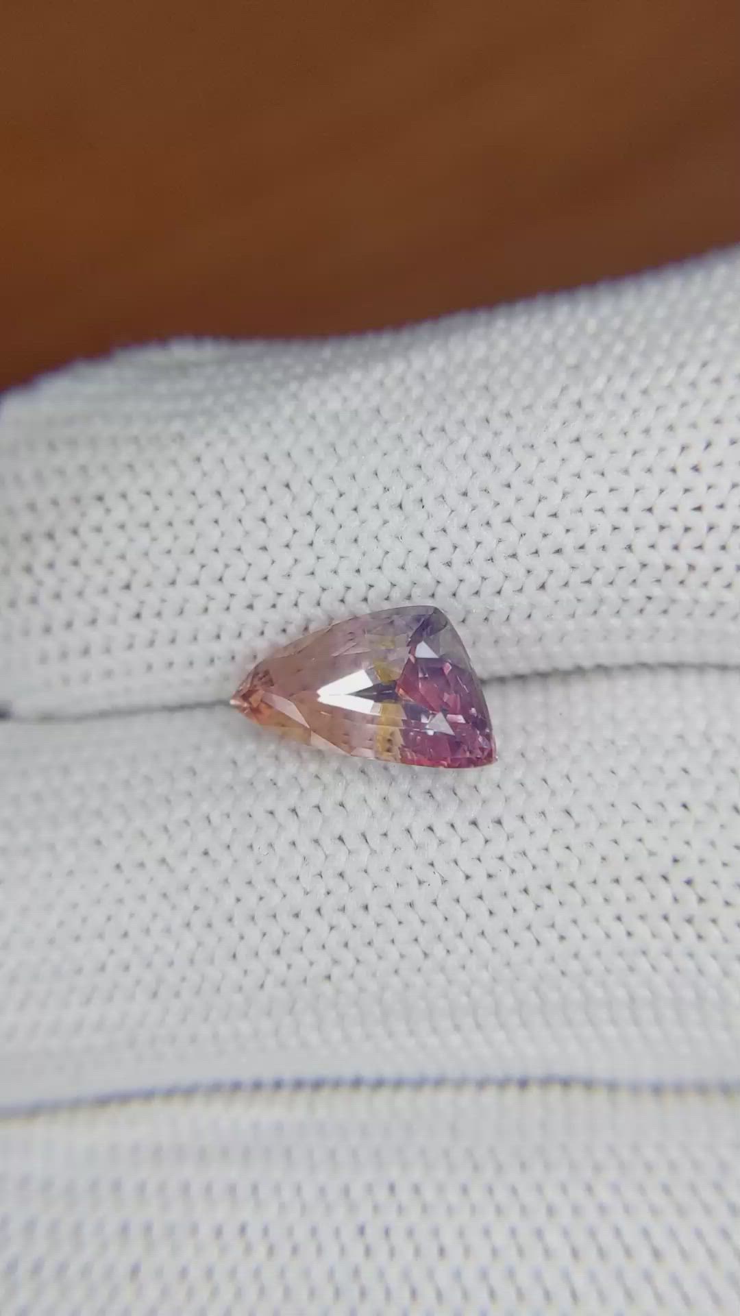 3.08 Ct. Bi Color Sapphire from Ceylon (Sri Lanka) Size Video