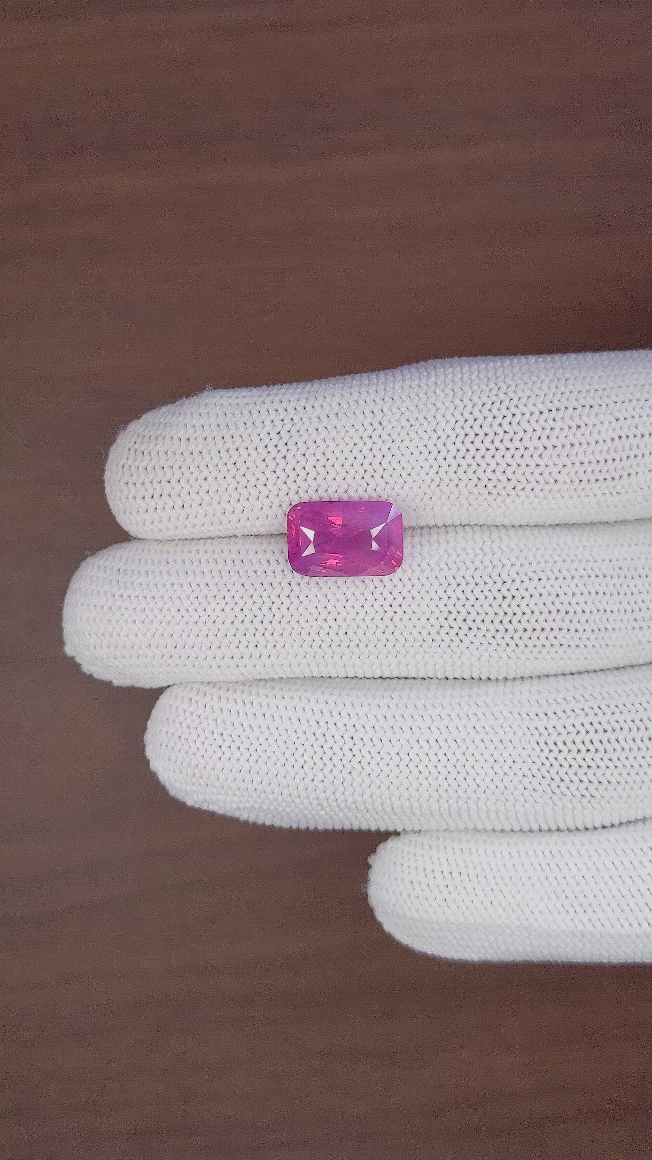 7.55 Ct. Pink Sapphire from Ceylon (Sri Lanka) Size Video