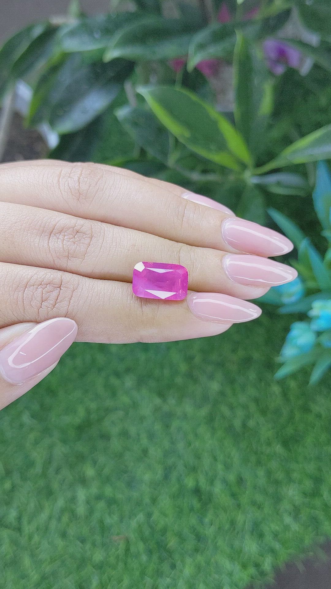 7.55 Ct. Pink Sapphire from Ceylon (Sri Lanka) Size Video