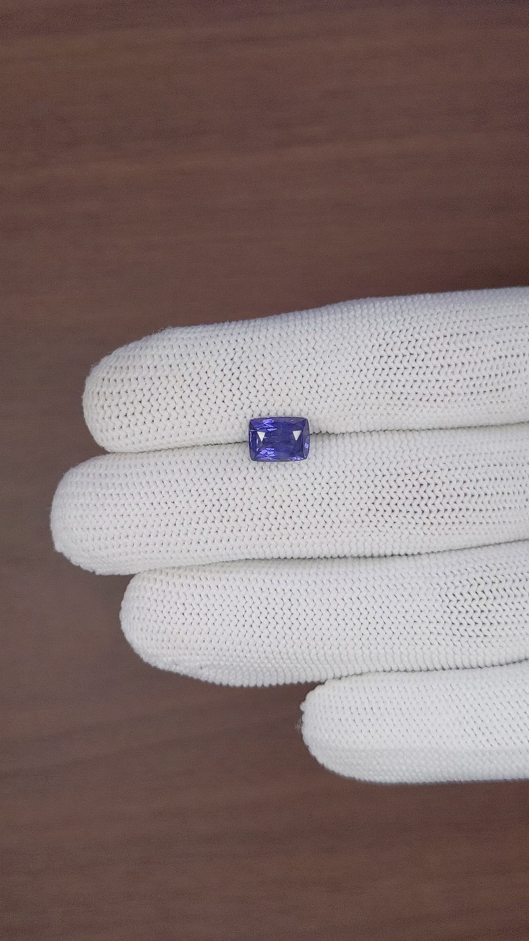 2.55 Ct. Purplish Blue Sapphire from Ceylon (Sri Lanka) Size Video