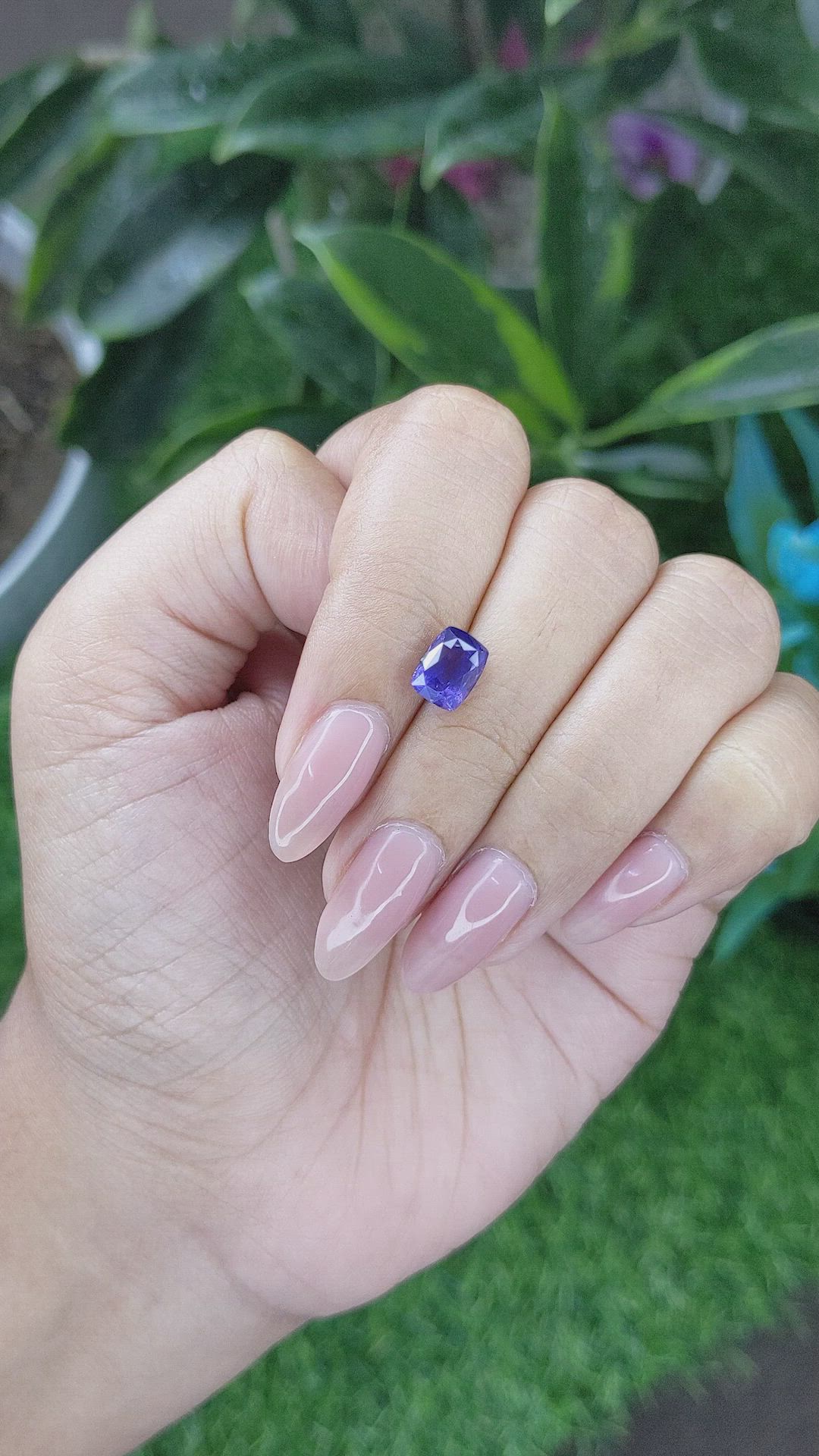 2.02 Ct. Purplish Blue Sapphire from Ceylon (Sri Lanka) Size Video