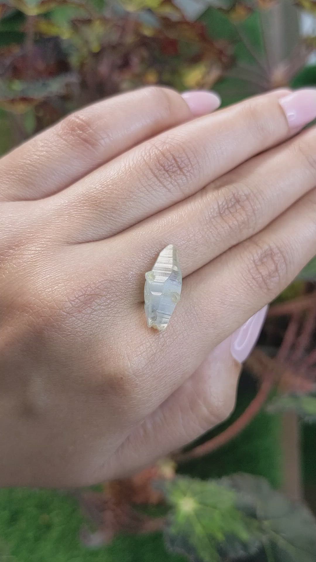 9.58 Ct. Greenish Blue Sapphire Crystal from Ceylon (Sri Lanka) Size Video