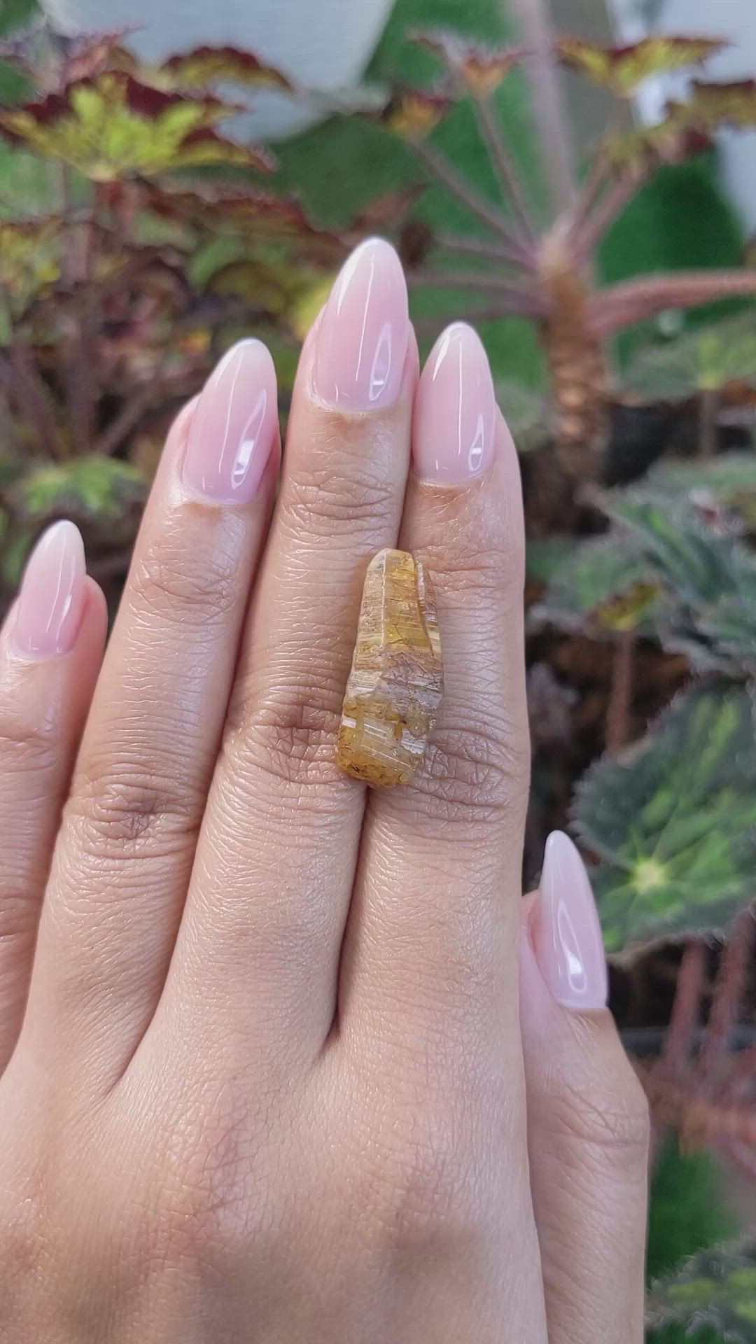 24.02 Ct. Brown Sapphire Crystal from Ceylon (Sri Lanka) Size Video