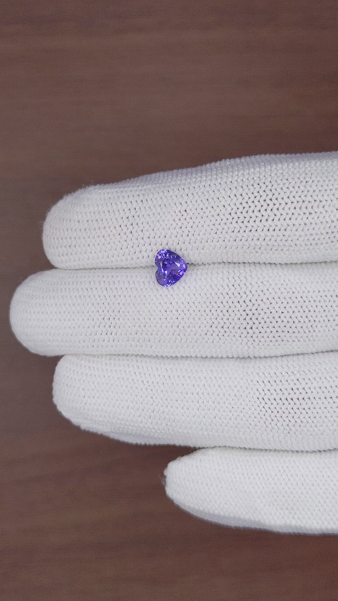 1.05 Ct. Purplish Blue Sapphire from Ceylon (Sri Lanka) Size Video