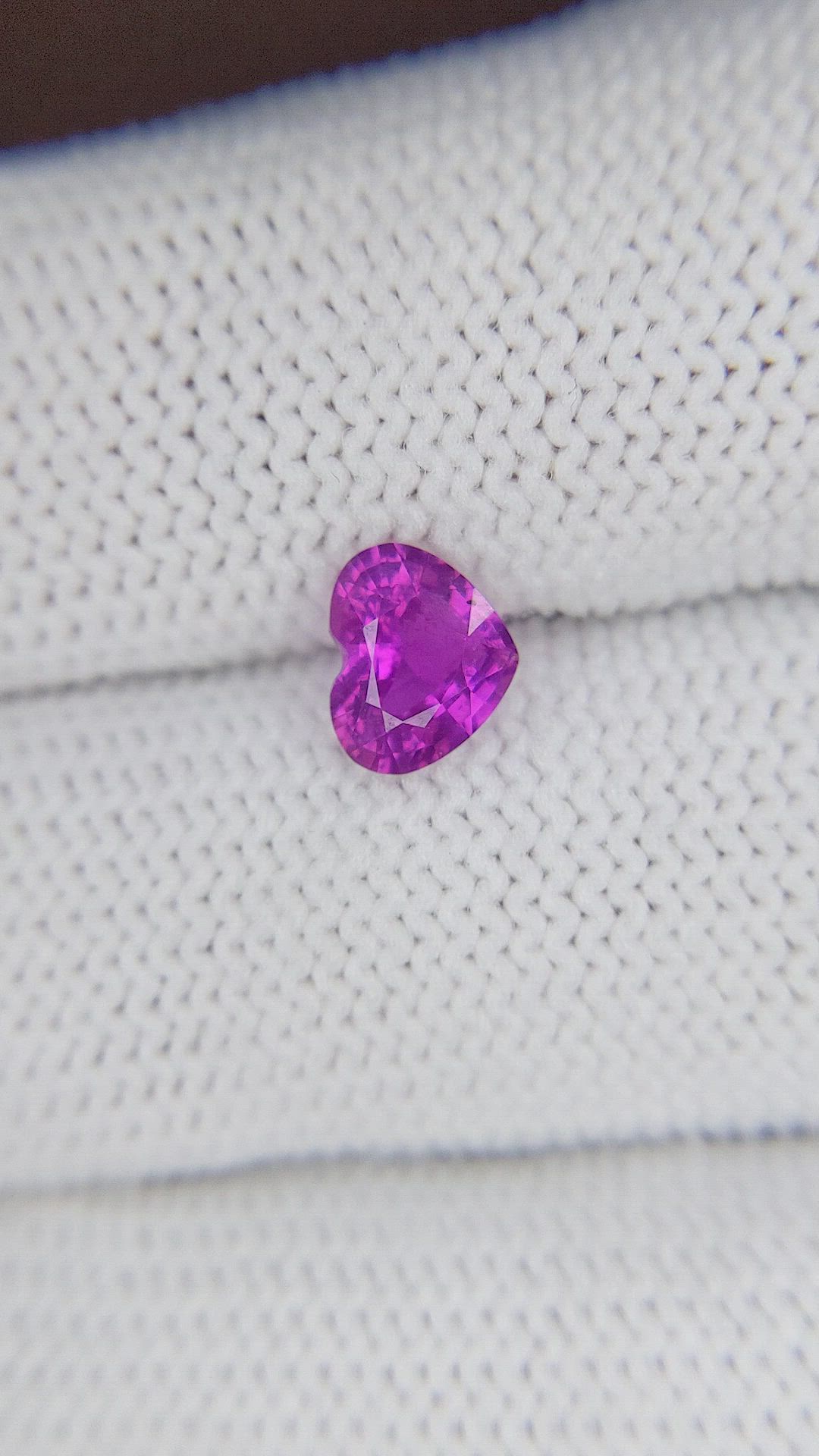 1.14 Ct. Purplish Pink Sapphire from Ceylon (Sri Lanka) Size Video