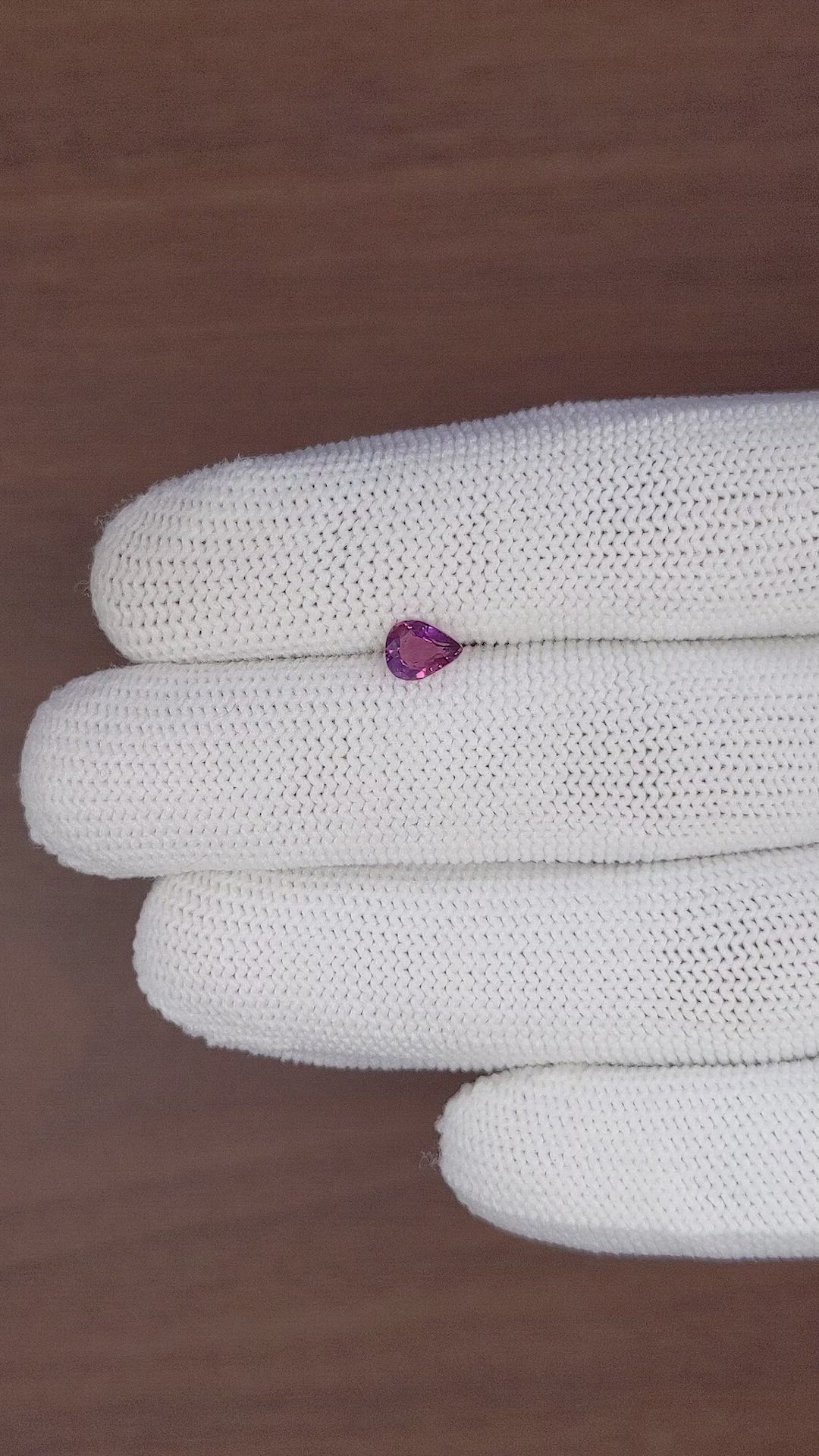 0.74 Ct. Purplish Pink Sapphire from Ceylon (Sri Lanka) Size Video